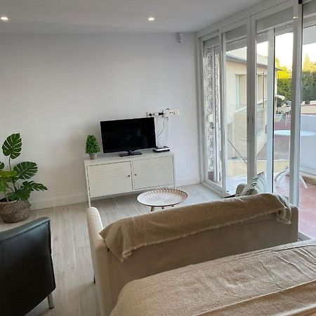 Apartamento Tres Banderas 埃斯特波纳 外观 照片