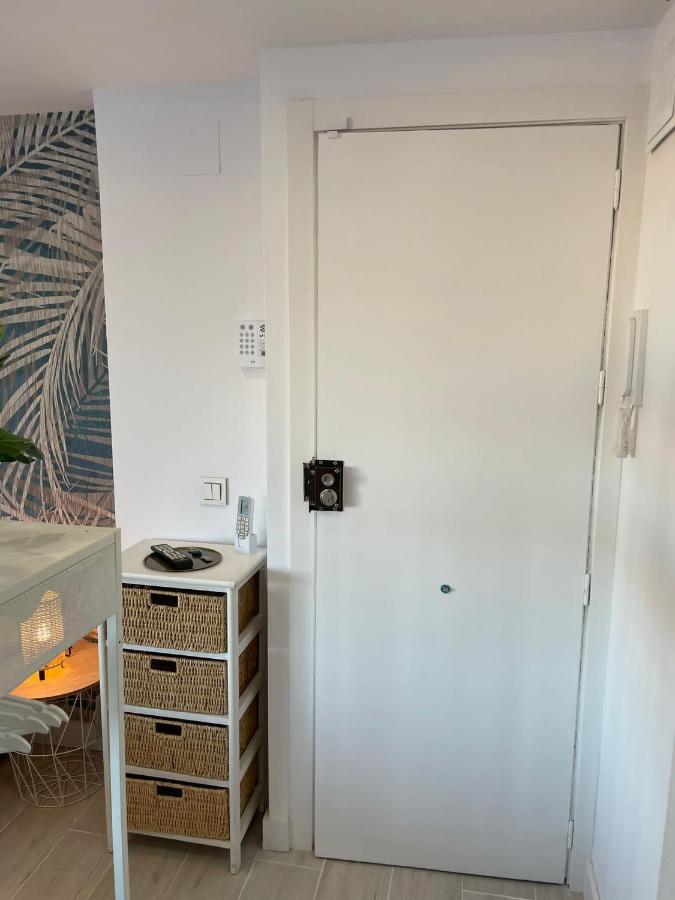 Apartamento Tres Banderas 埃斯特波纳 外观 照片